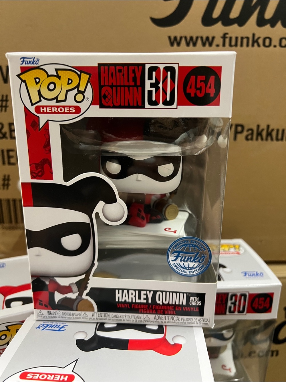 Funko Pop! DC Harley Quinn with Cards #454 Special Edition